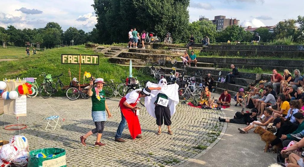 Theaterstück Gier im Wandel